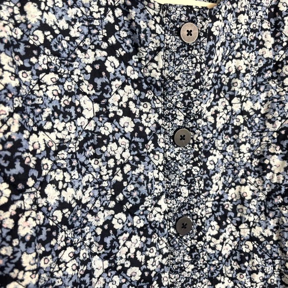 J. Jill Blue Floral Cotton Quilted Button Front Jacket Women’s Medium Cozy Artsy - Picture 2 of 9